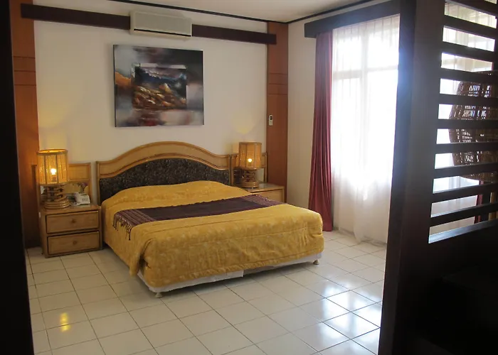 Puri Naga Beachfront Hotel