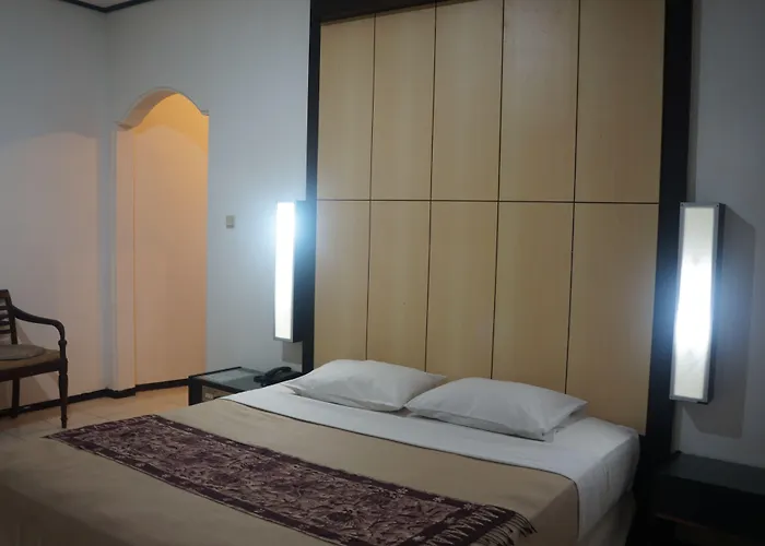 Hotel Puri Naga Beachfront 3*