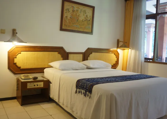 Puri Naga Beachfront Hotel