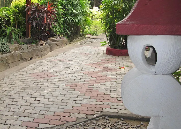 Hotel Puri Naga Beachfront 3*