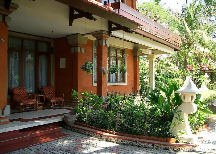 Hotel Puri Naga Beachfront Legian (Bali)
