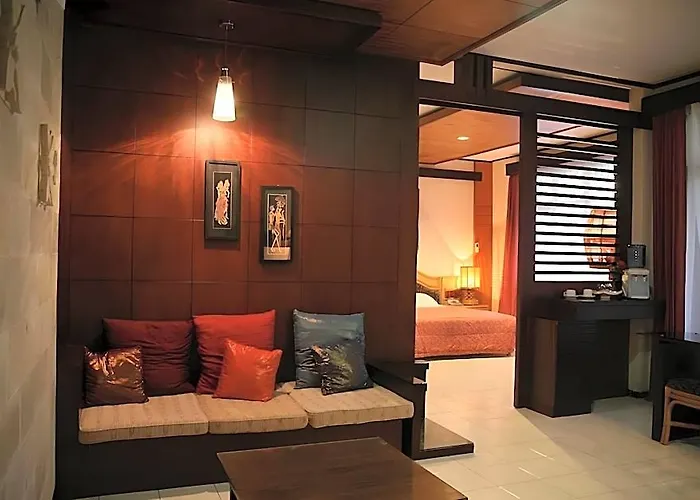Puri Naga Beachfront Отель