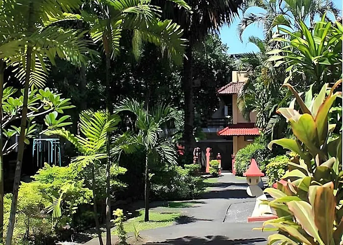 Puri Naga Beachfront Legian (Bali)