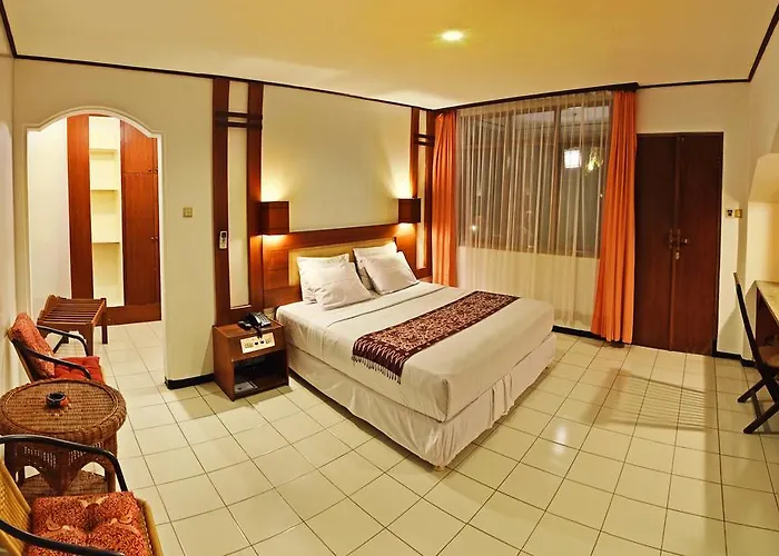 Puri Naga Beachfront 3*