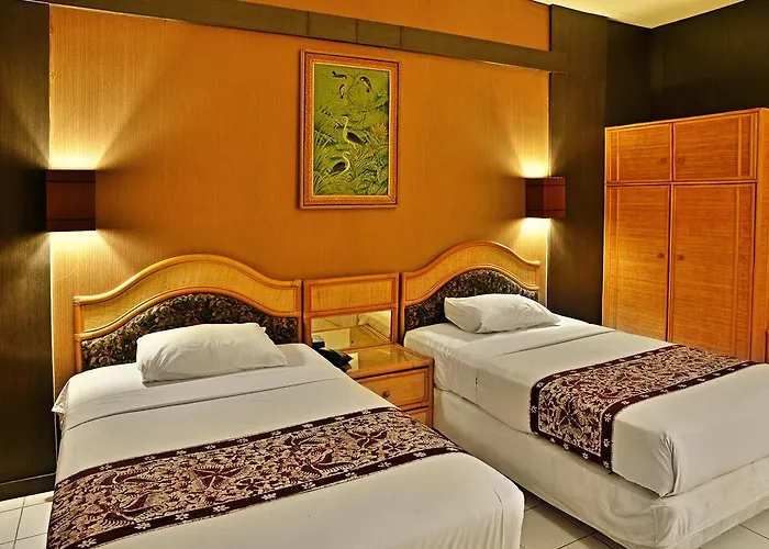 Hotel Puri Naga Beachfront Legian (Bali)